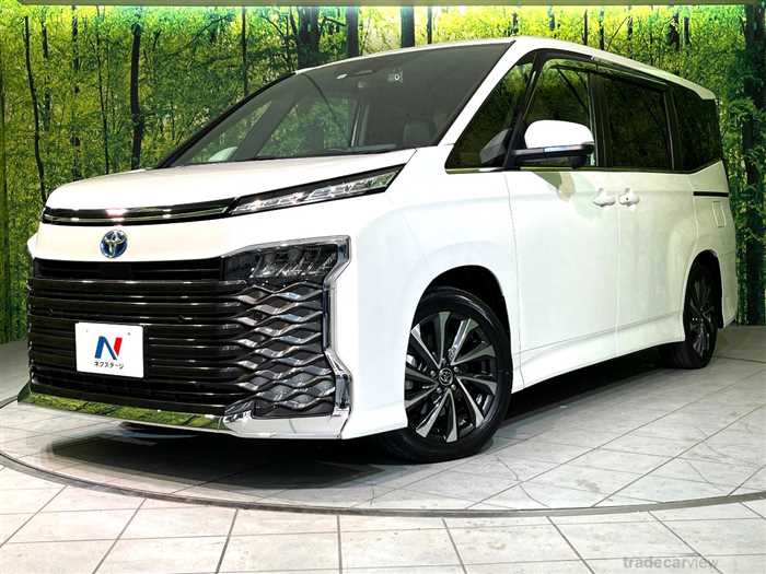 2022 Toyota Voxy