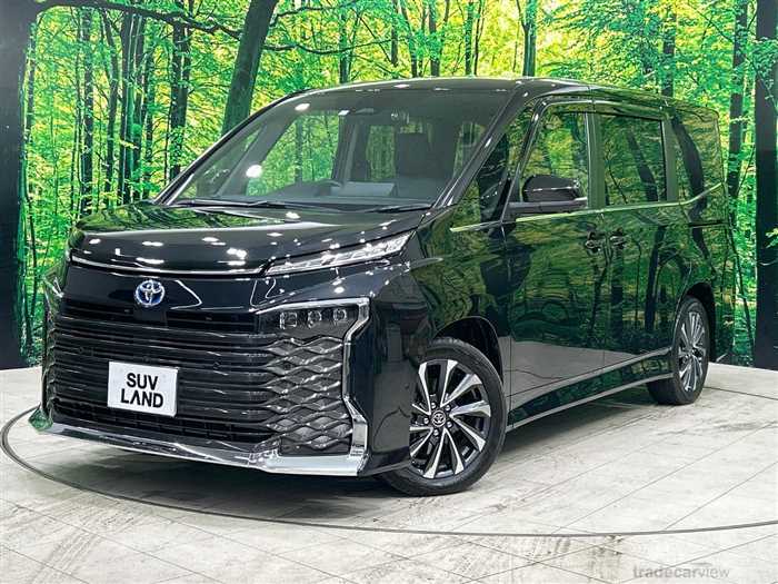 2023 Toyota Voxy