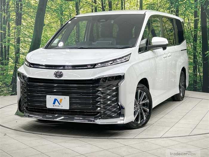 2023 Toyota Voxy