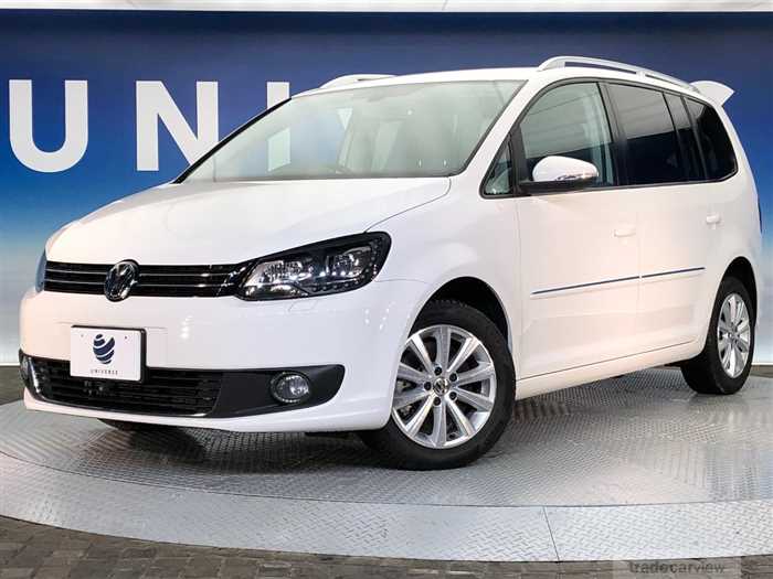 2013 Volkswagen Golf Touran