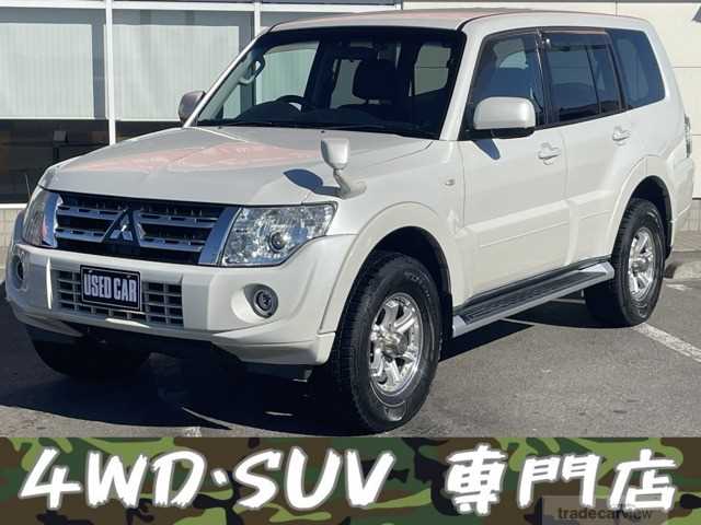 2012 Mitsubishi Pajero