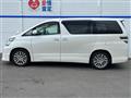 2013 Toyota Vellfire