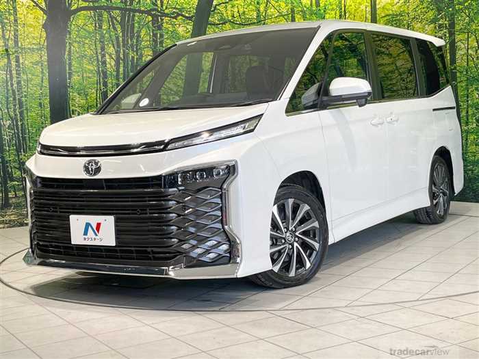 2024 Toyota Voxy