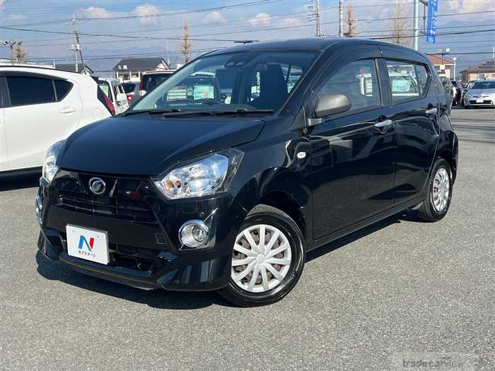 2017 Daihatsu Mira Es