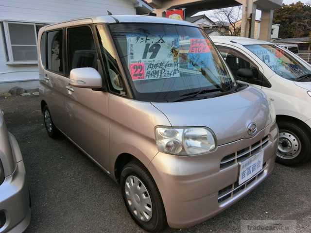 2010 Daihatsu Tanto