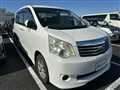 2011 Toyota Noah