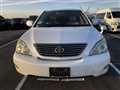 2004 Toyota Harrier