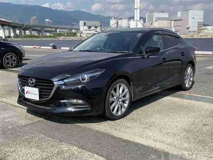 2018 Mazda Axela