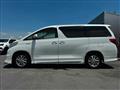 2012 Toyota Alphard Hybrid