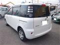 2007 Toyota Sienta