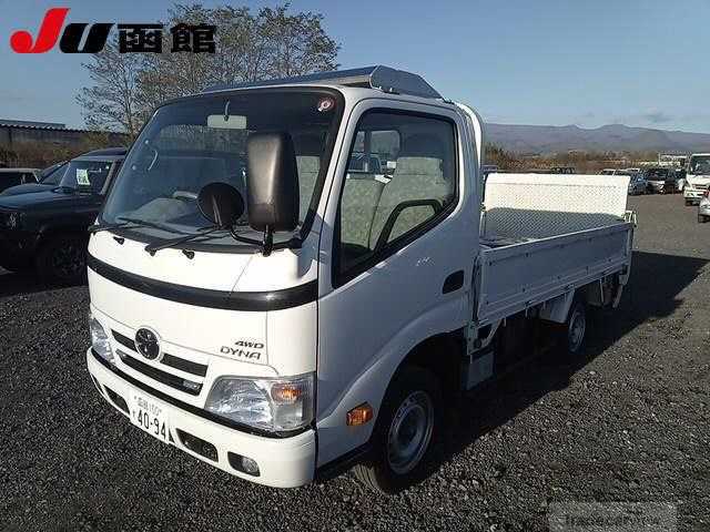 2013 Toyota Dyna Truck