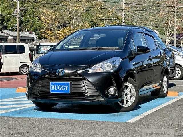 2017 Toyota Vitz