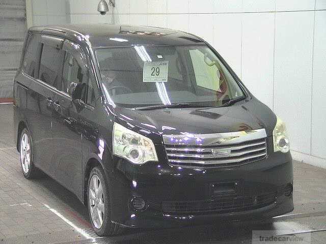 2011 Toyota Noah