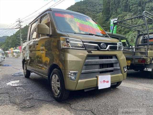 2018 Daihatsu Hijet Cargo