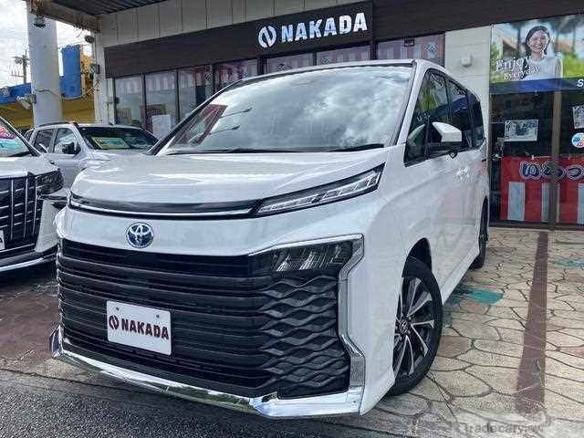 2022 Toyota Voxy