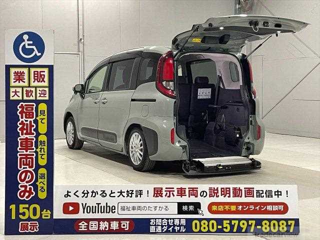 2023 Toyota Sienta