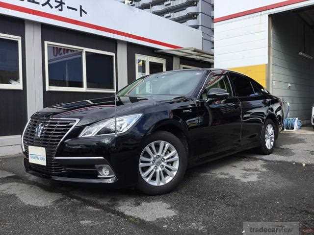 2015 Toyota Crown