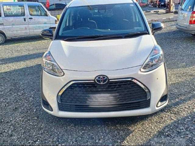 2021 Toyota Sienta