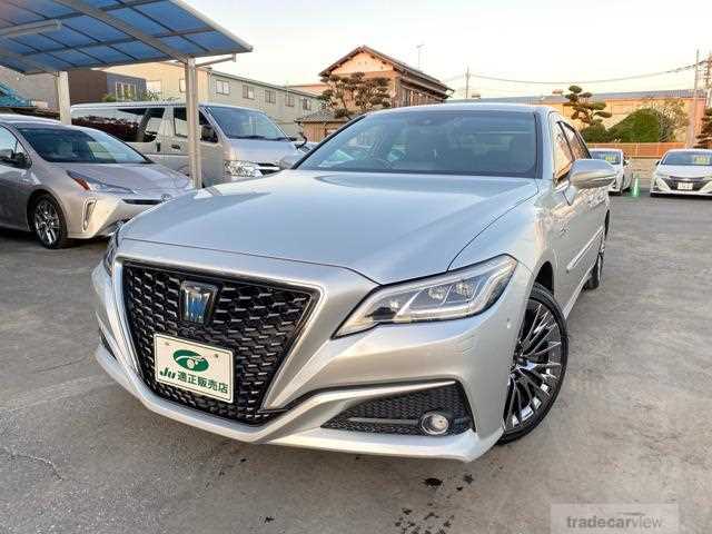 2019 Toyota Crown