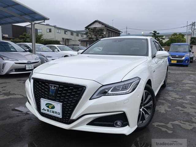 2018 Toyota Crown