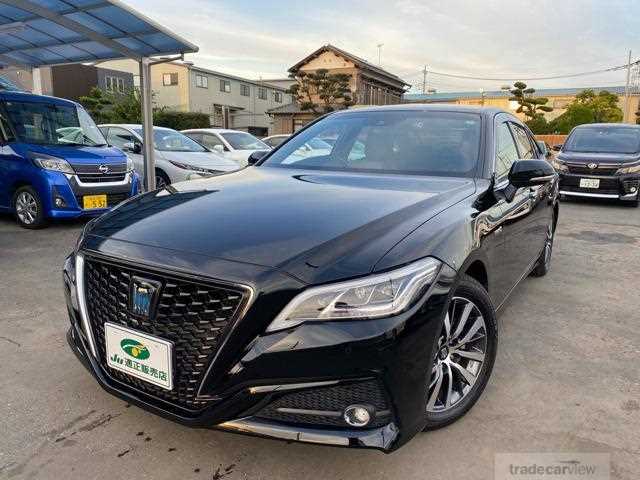 2019 Toyota Crown