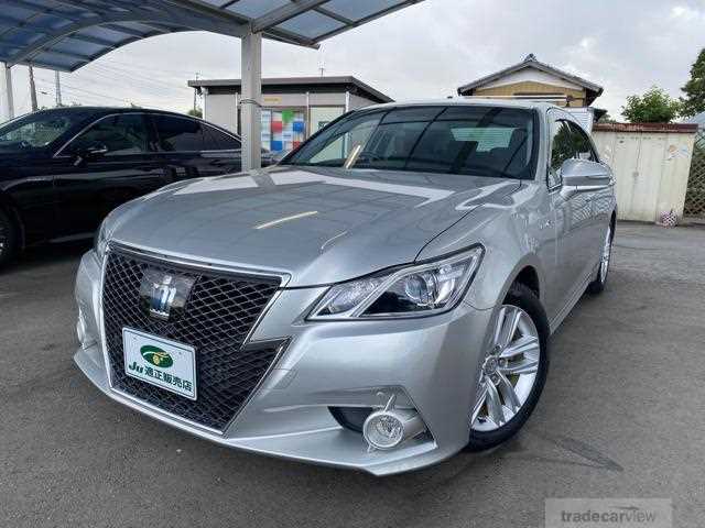 2014 Toyota Crown