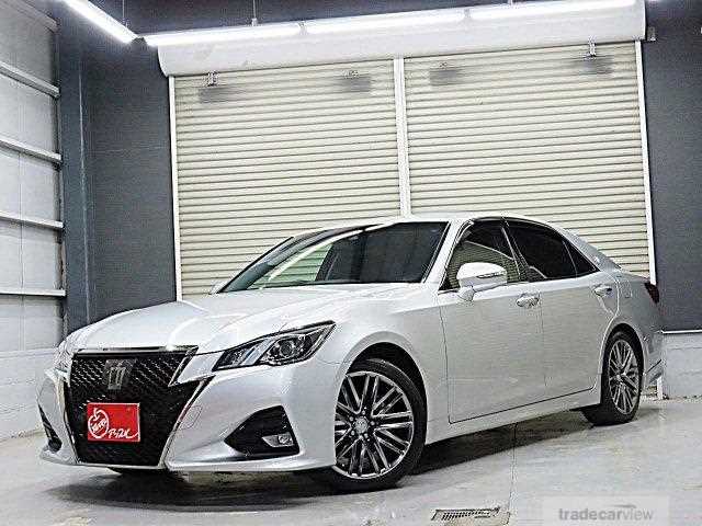 2016 Toyota Crown