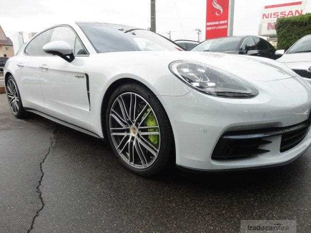 2017 Porsche Panamera