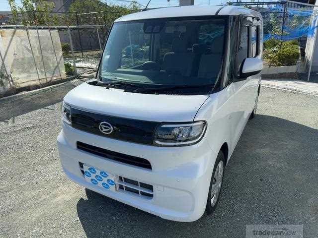 2022 Daihatsu Tanto