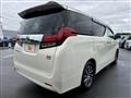 2016 Toyota Alphard Hybrid