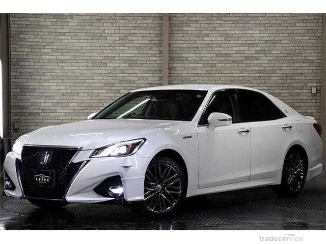 2016 Toyota Crown Hybrid