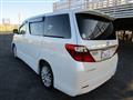 2012 Toyota Alphard G