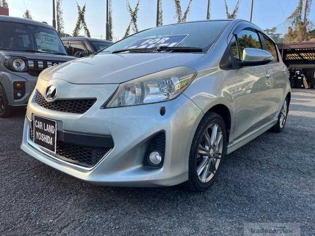 2011 Toyota Vitz