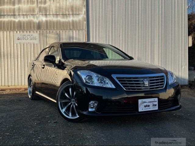 2012 Toyota Crown