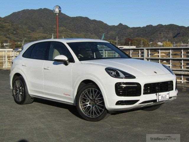 2023 Porsche Cayenne