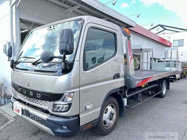 2022 Mitsubishi Fuso Canter