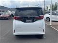 2023 Toyota Alphard Hybrid