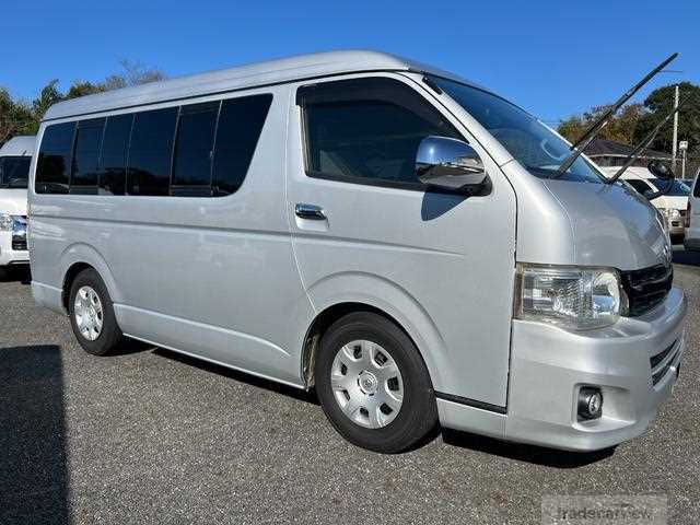 2011 Toyota Hiace Wagon