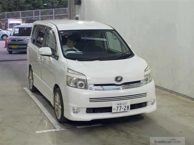 2007 Toyota Voxy