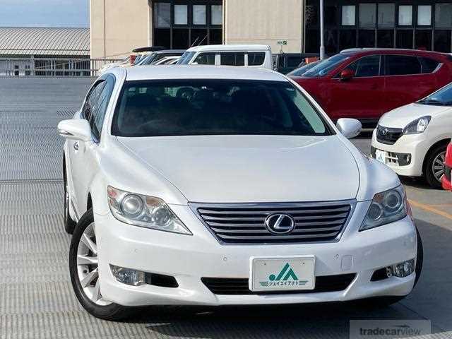 2012 Lexus LS