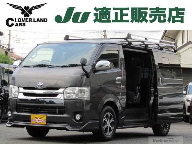 2016 Toyota Regiusace Van