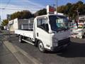 2010 Isuzu Elf Truck