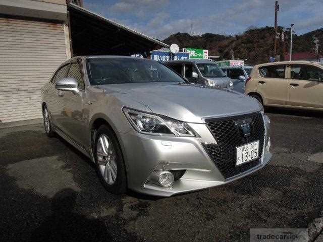 2013 Toyota Crown