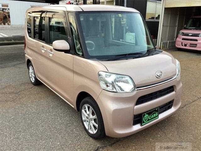 2017 Daihatsu Tanto