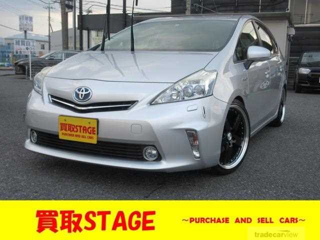 2012 Toyota PRIUS α