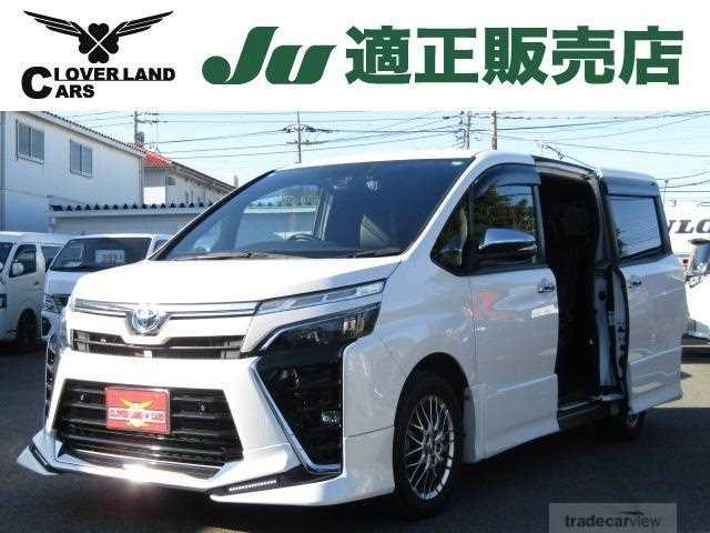 2021 Toyota Voxy