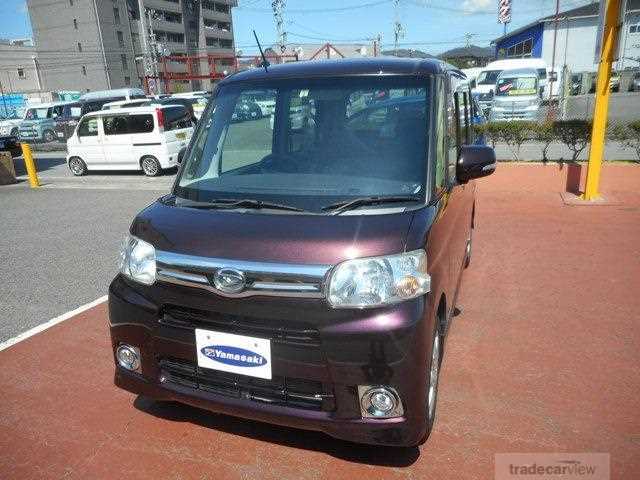 2012 Daihatsu Tanto