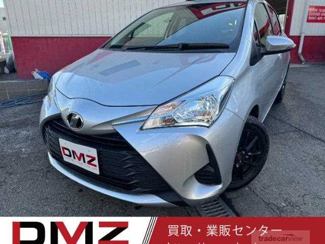 2017 Toyota Vitz