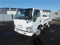 2014 Isuzu Elf Truck