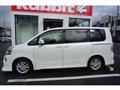 2012 Toyota Noah